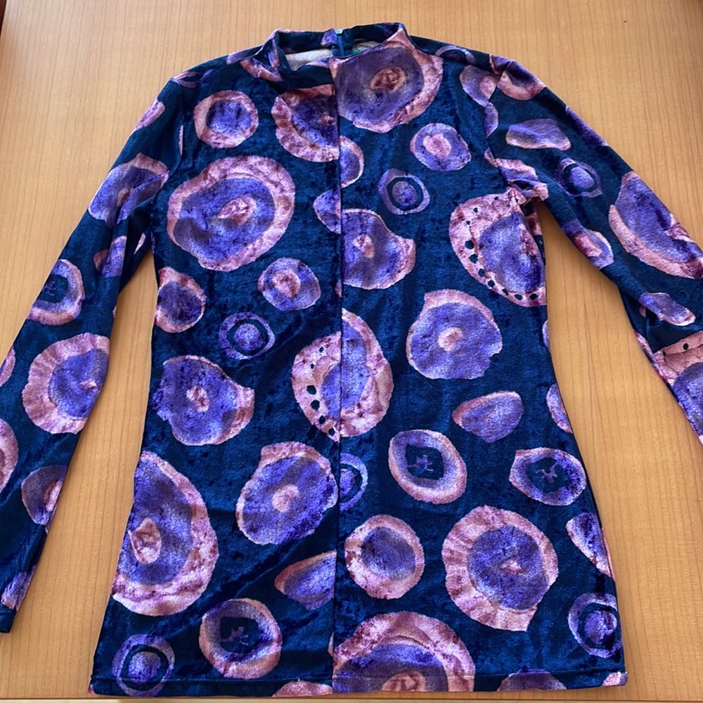 Women’s Velvet Tunic-style Blouse